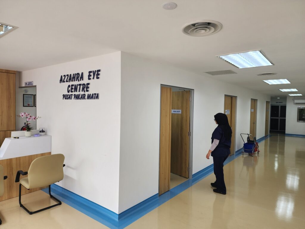 Klinik Pakar Mata Azzahra Eye Centre 8.2